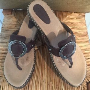 NEW MINNETONKA SANDALS.   Size 9